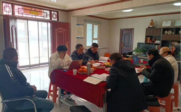 白銀市平川區(qū)紅會地區(qū)建筑用花崗巖礦開發(fā)項目竣工環(huán)境保護驗收評審會議簡訊 白銀市平川區(qū)紅會地區(qū)建筑用花崗巖礦開發(fā)項目竣工環(huán)境保護驗收評審會議簡訊